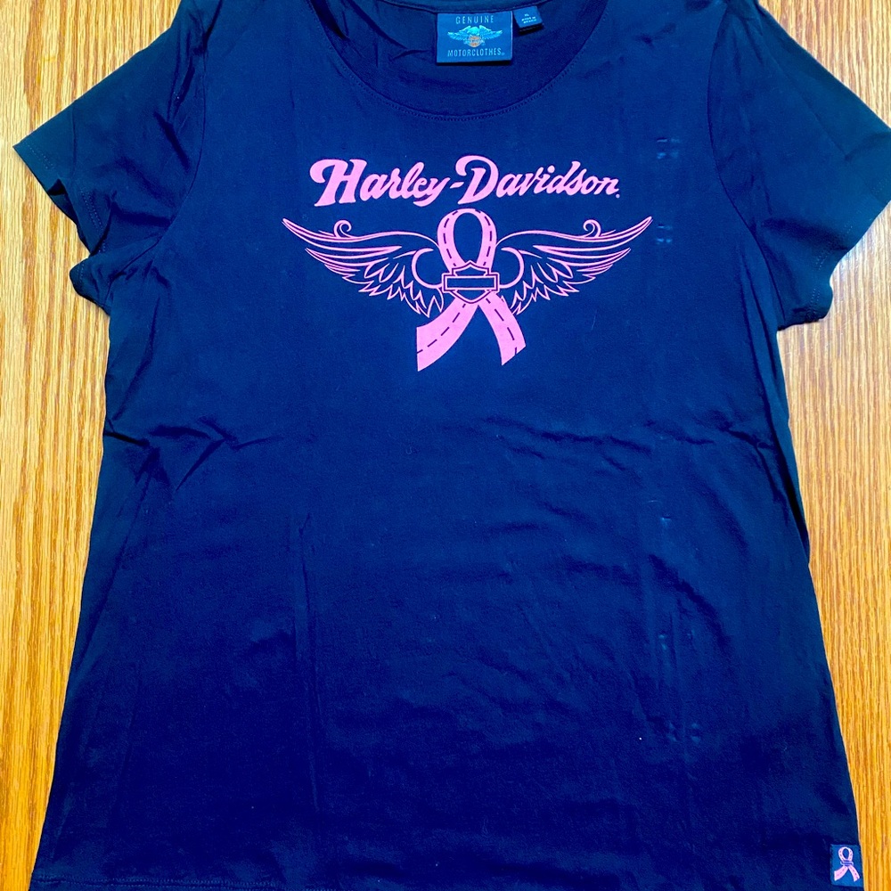 Harley Davidson pink breast cancer awareness t-shirt. Size XL